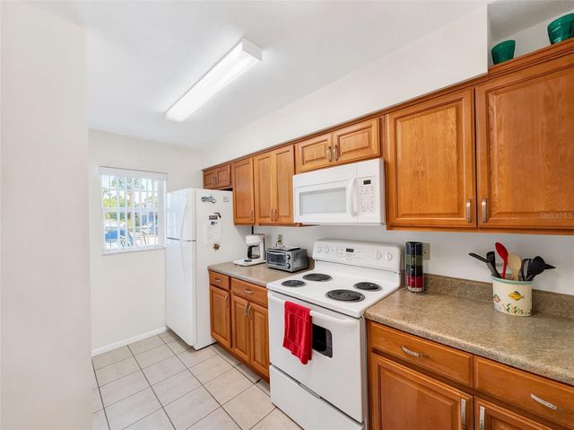 175 YORKTOWNE DRIVE UT11, Daytona Beach, FL 32119