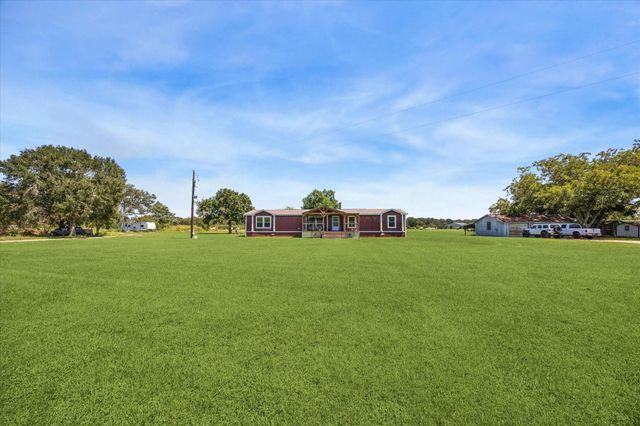 1 Kuntz Cemetery Road, Pattison, TX 77423