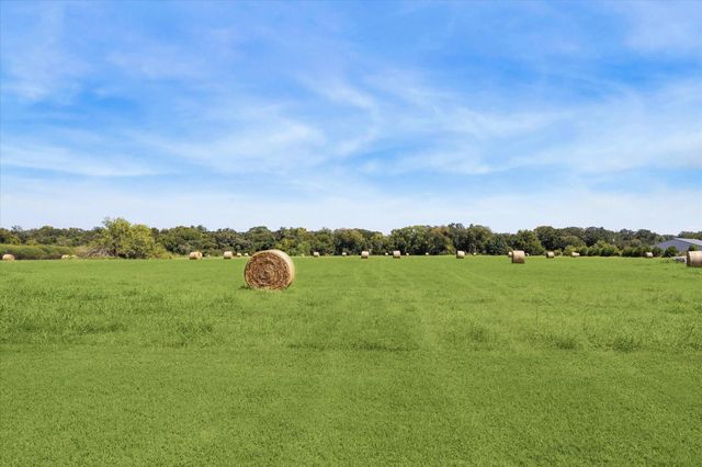 1 Kuntz Cemetery Road, Pattison, TX 77423