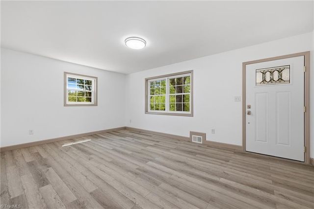 954 Parsonsville Road, Purlear, NC 28665