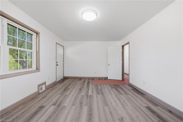 954 Parsonsville Road, Purlear, NC 28665