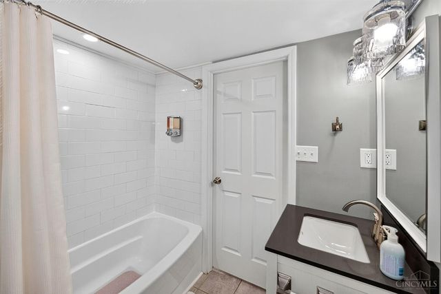 5620 Islington Avenue, Cincinnati, OH 45227