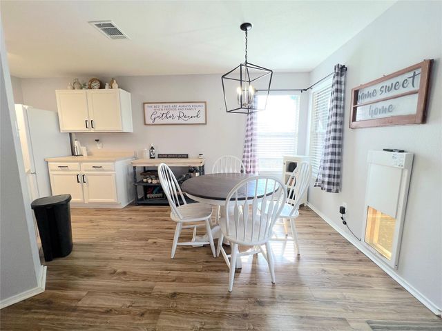2204 Brewers PL, Taylor, TX 76574
