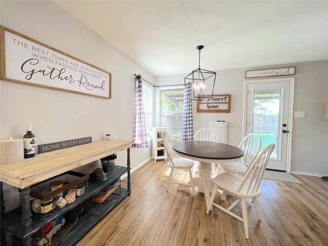 2204 Brewers PL, Taylor, TX 76574