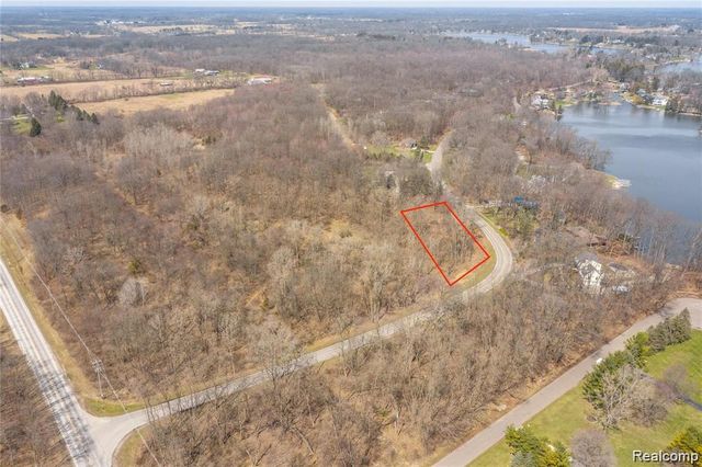 00001 LEDGEWOOD Drive, Tyrone Township, MI 48430