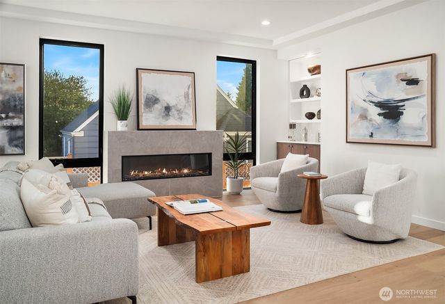 6214 40th Avenue NE, Seattle, WA 98115