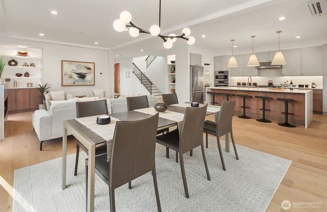 6214 40th Avenue NE, Seattle, WA 98115