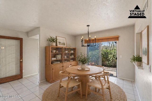 5420 N La Casita Drive, Tucson, AZ 85718
