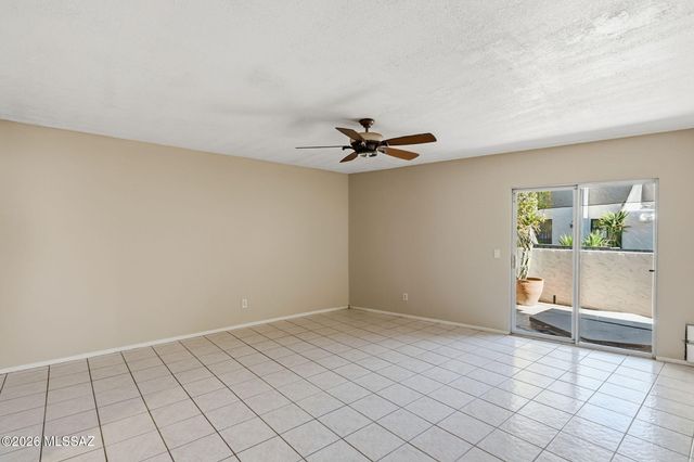 5420 N La Casita Drive, Tucson, AZ 85718