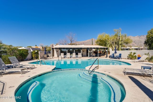 5420 N La Casita Drive, Tucson, AZ 85718