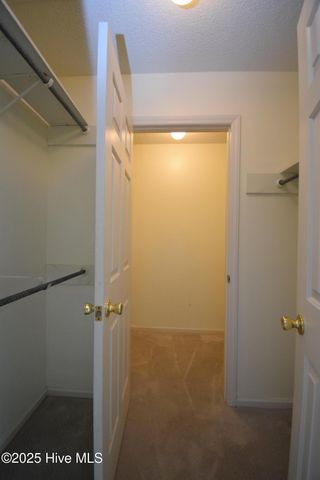 2916 Mulberry Lane E, Greenville, NC 27858