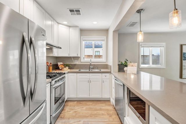 1744 Vallejo Way, Sacramento, CA 95818