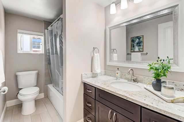 1744 Vallejo Way, Sacramento, CA 95818