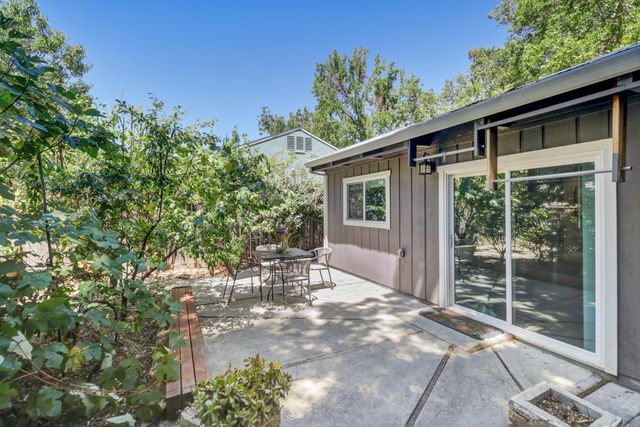 1744 Vallejo Way, Sacramento, CA 95818