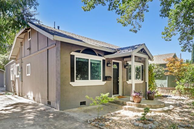 1744 Vallejo Way, Sacramento, CA 95818