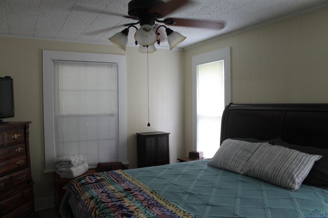 2166 W FM 968, Marshall, TX 75672