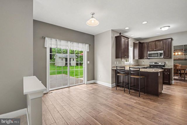 405 THREE MILE RUN RD, Sellersville, PA 18960