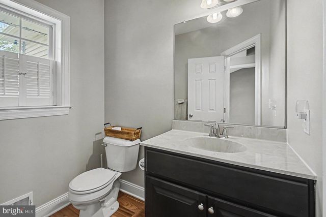 405 THREE MILE RUN RD, Sellersville, PA 18960