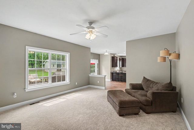 405 THREE MILE RUN RD, Sellersville, PA 18960