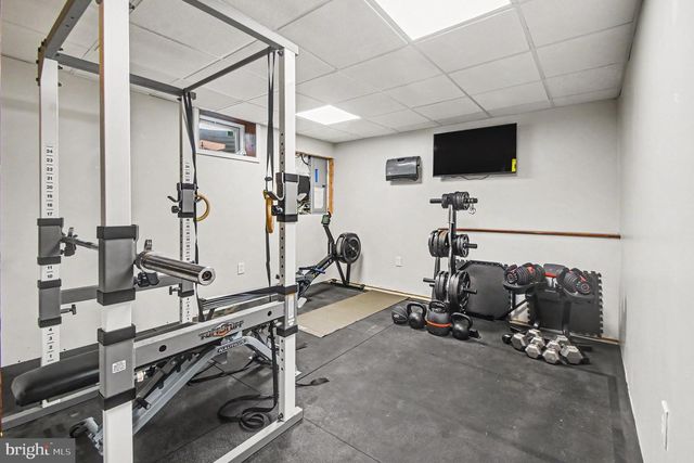 405 THREE MILE RUN RD, Sellersville, PA 18960