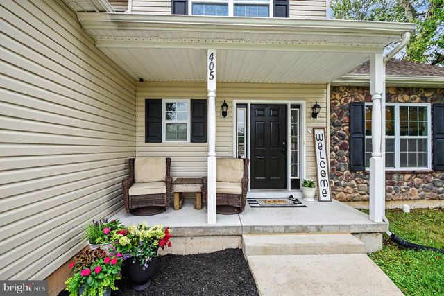 405 THREE MILE RUN RD, Sellersville, PA 18960