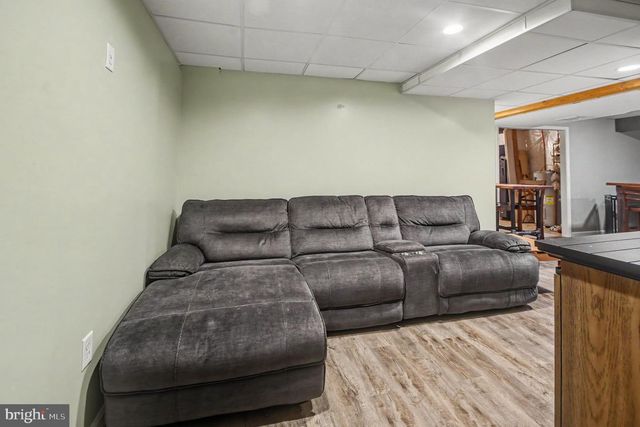 405 THREE MILE RUN RD, Sellersville, PA 18960