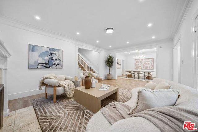 320 Westminster Avenue, Los Angeles, CA 90020