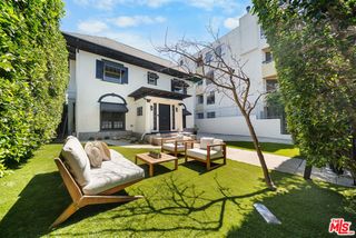 320 Westminster Avenue, Los Angeles, CA 90020