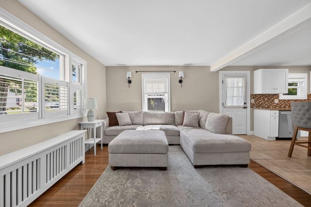 473 Foster Rd, Tewksbury, MA 01876
