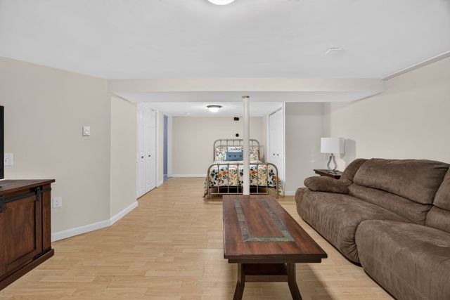 473 Foster Rd, Tewksbury, MA 01876