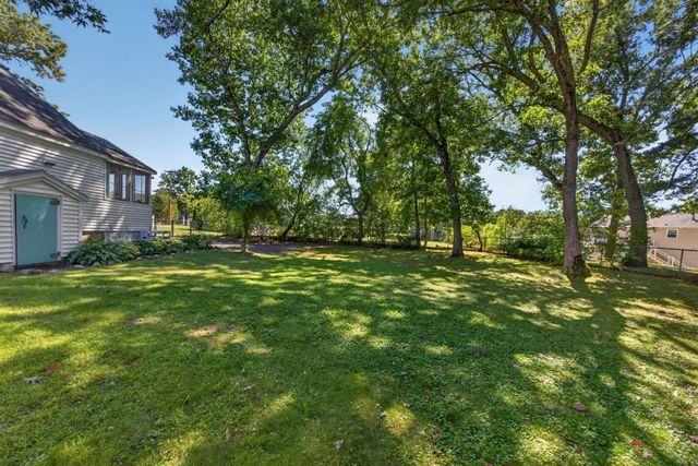 473 Foster Rd, Tewksbury, MA 01876