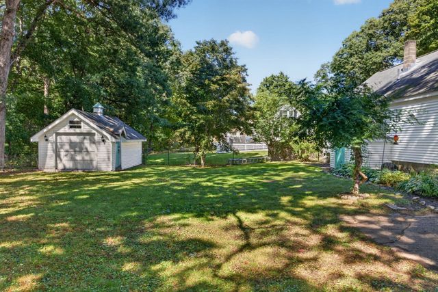 473 Foster Rd, Tewksbury, MA 01876