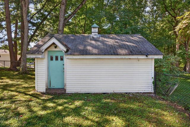 473 Foster Rd, Tewksbury, MA 01876