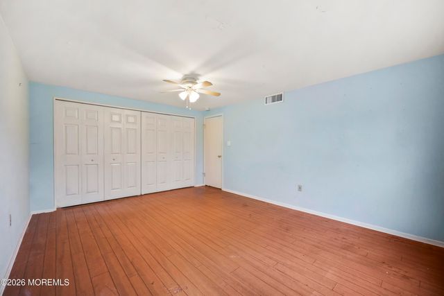 11 Anton Place, Aberdeen, NJ 07747