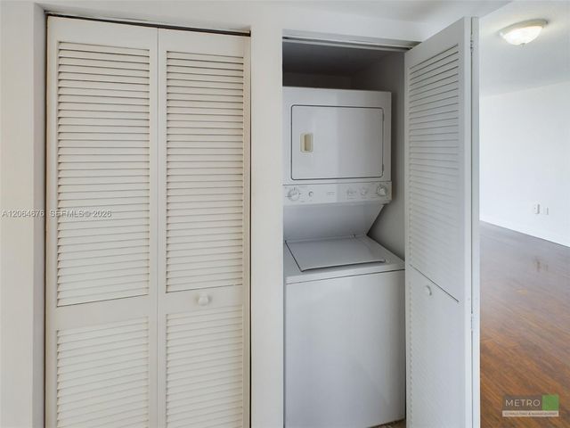 60 NW 37th Ave 603, Miami, FL 33125