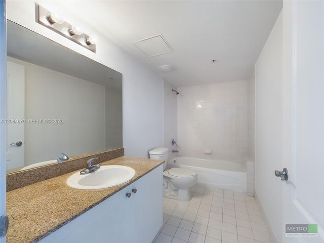 60 NW 37th Ave 603, Miami, FL 33125