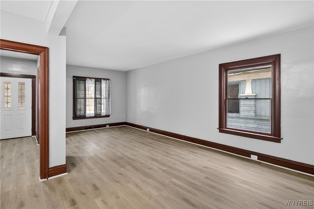 1307 Niagara Avenue, Niagara Falls, NY 14305