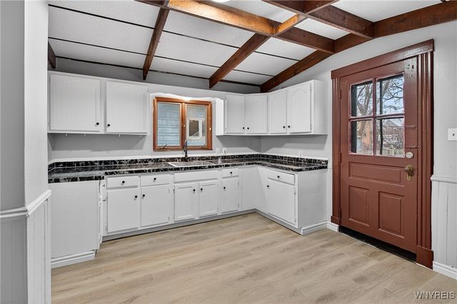 1307 Niagara Avenue, Niagara Falls, NY 14305