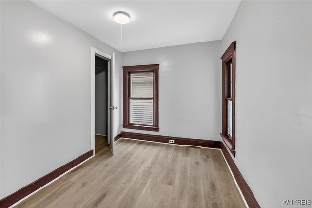 1307 Niagara Avenue, Niagara Falls, NY 14305