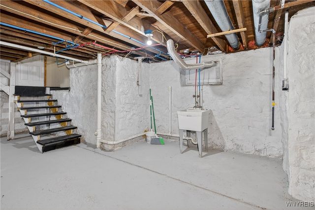 1307 Niagara Avenue, Niagara Falls, NY 14305