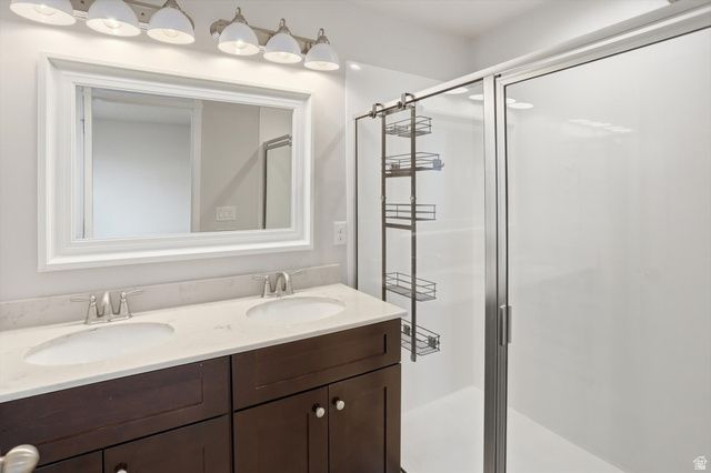 11461 S STREAM PARK DR, South Jordan, UT 84009