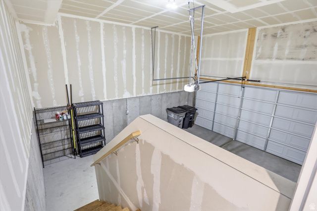 11461 S STREAM PARK DR, South Jordan, UT 84009