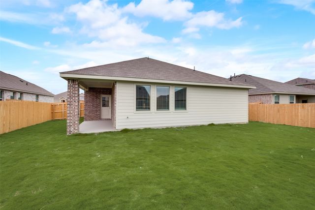 917 Dustwood Drive, Fort Worth, TX 76052