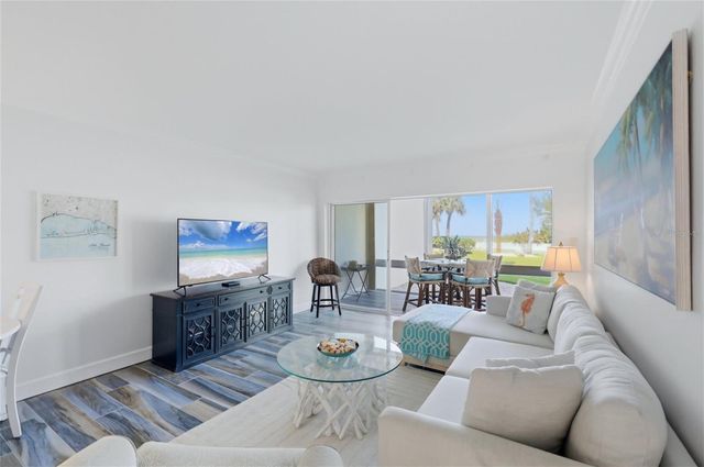 2110 BENJAMIN FRANKLIN DRIVE 104, Sarasota, FL 34236