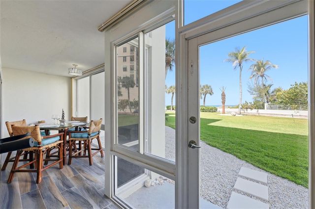 2110 BENJAMIN FRANKLIN DRIVE 104, Sarasota, FL 34236