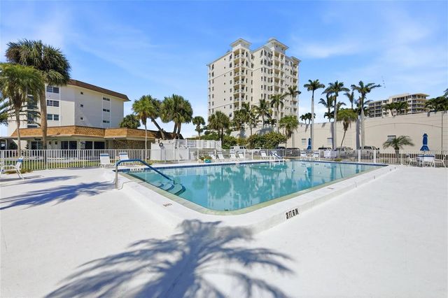 2110 BENJAMIN FRANKLIN DRIVE 104, Sarasota, FL 34236