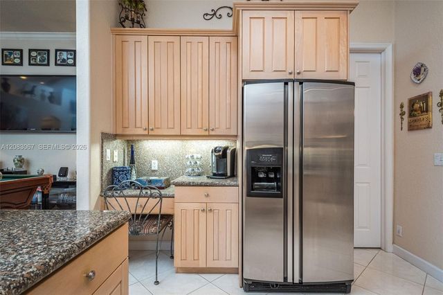 2552 Jardin Lane, Weston, FL 33327