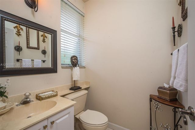 2552 Jardin Lane, Weston, FL 33327