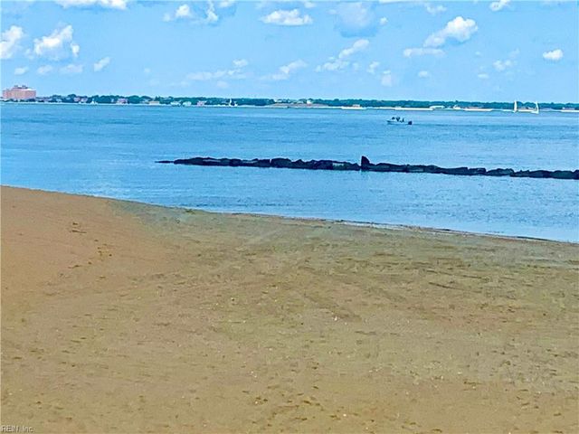 1080 W Ocean View AVE C, Norfolk, VA 23503