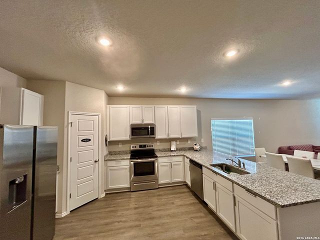 19906 E Lonesome Dove, Lytle, TX 78052